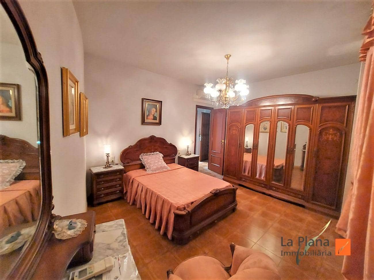 5 soveværelse Virksomhed til salg i Tortosa - € 229.000 (Ref: 8113093)