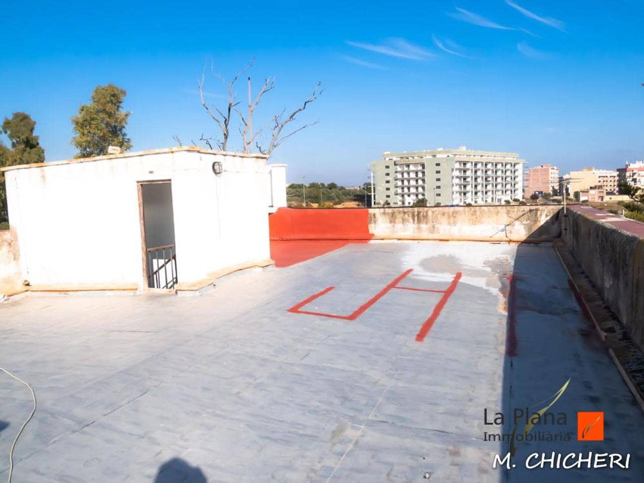 9 soveværelse Villa til salg i Sant Carles de la Rapita med garage - € 434.805 (Ref: 8113094)