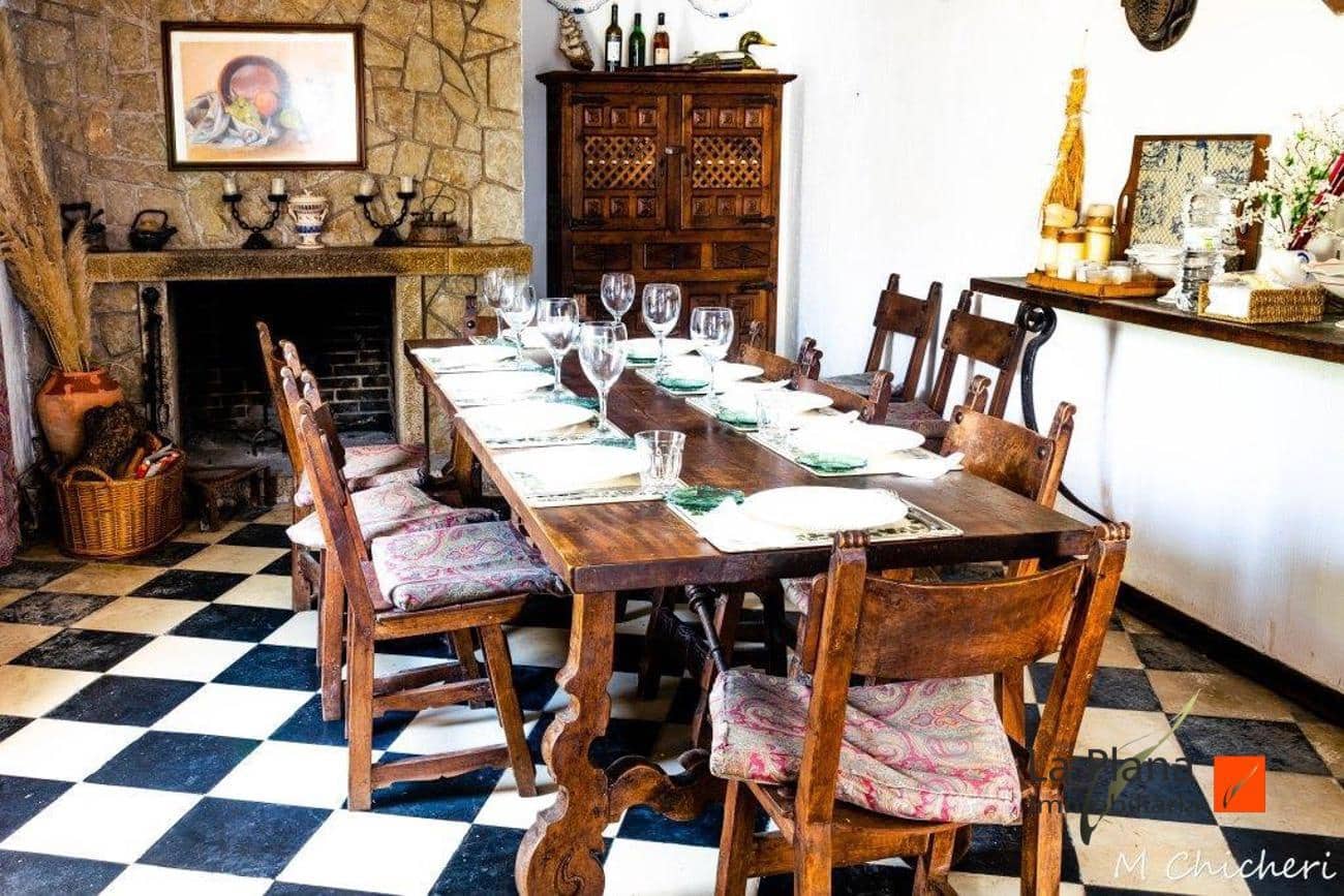 9 soveværelse Villa til salg i Sant Carles de la Rapita med garage - € 434.805 (Ref: 8113094)