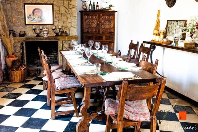 9 soveværelse Villa til salg i Sant Carles de la Ràpita med garage - € 434.805 (Ref: 8113094)