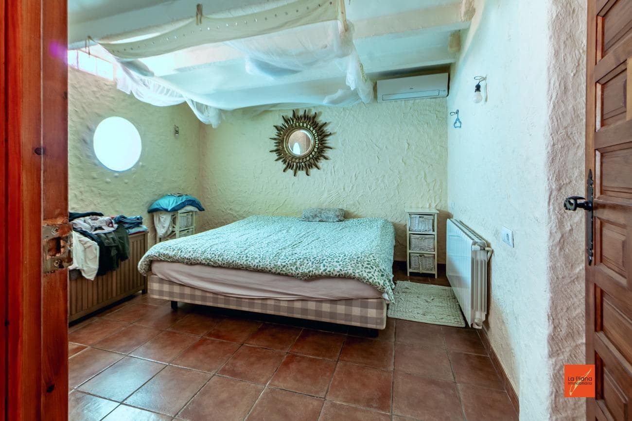 2 soveværelse Villa til salg i Ulldecona med swimmingpool - € 292.000 (Ref: 8131035)