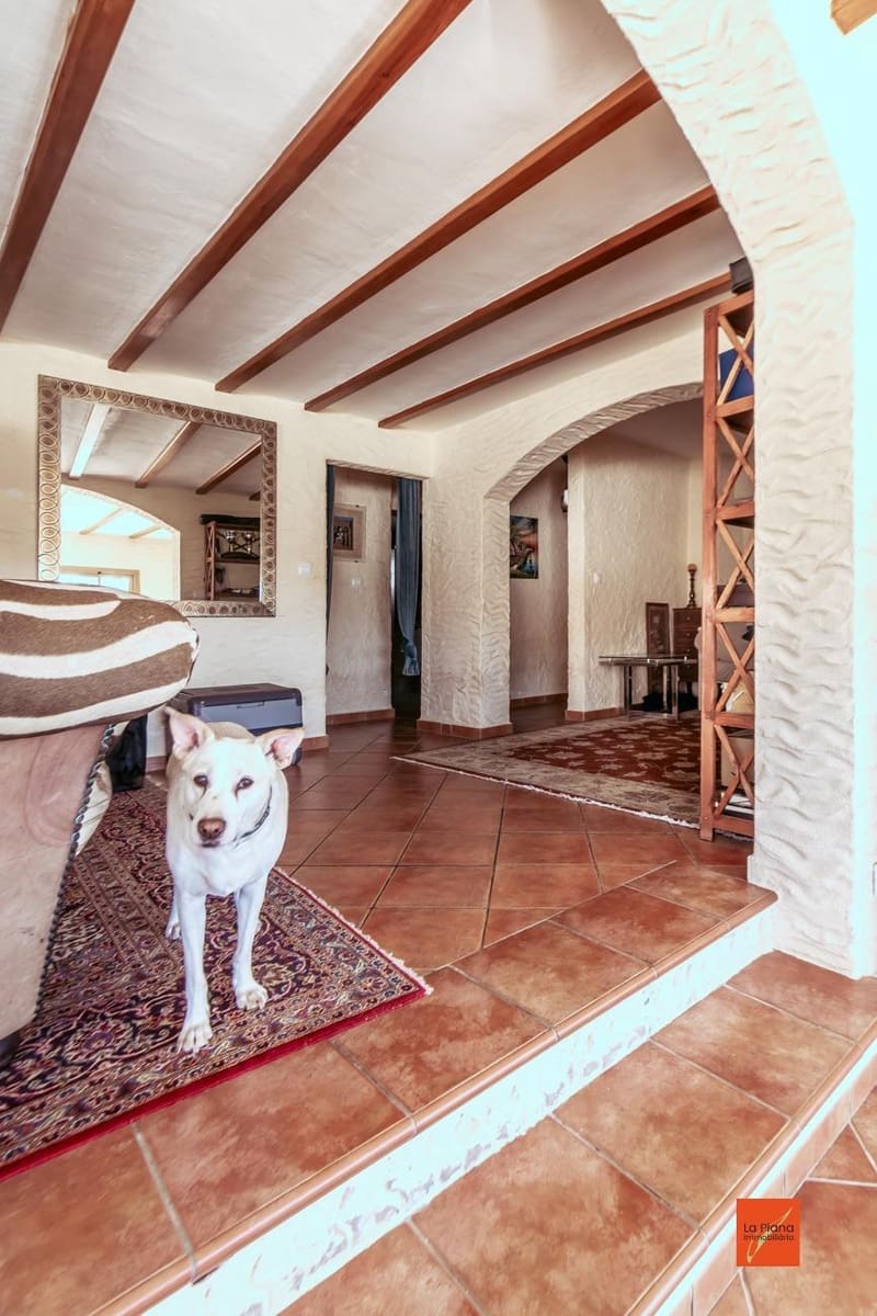 2 soveværelse Villa til salg i Ulldecona med swimmingpool - € 292.000 (Ref: 8131035)