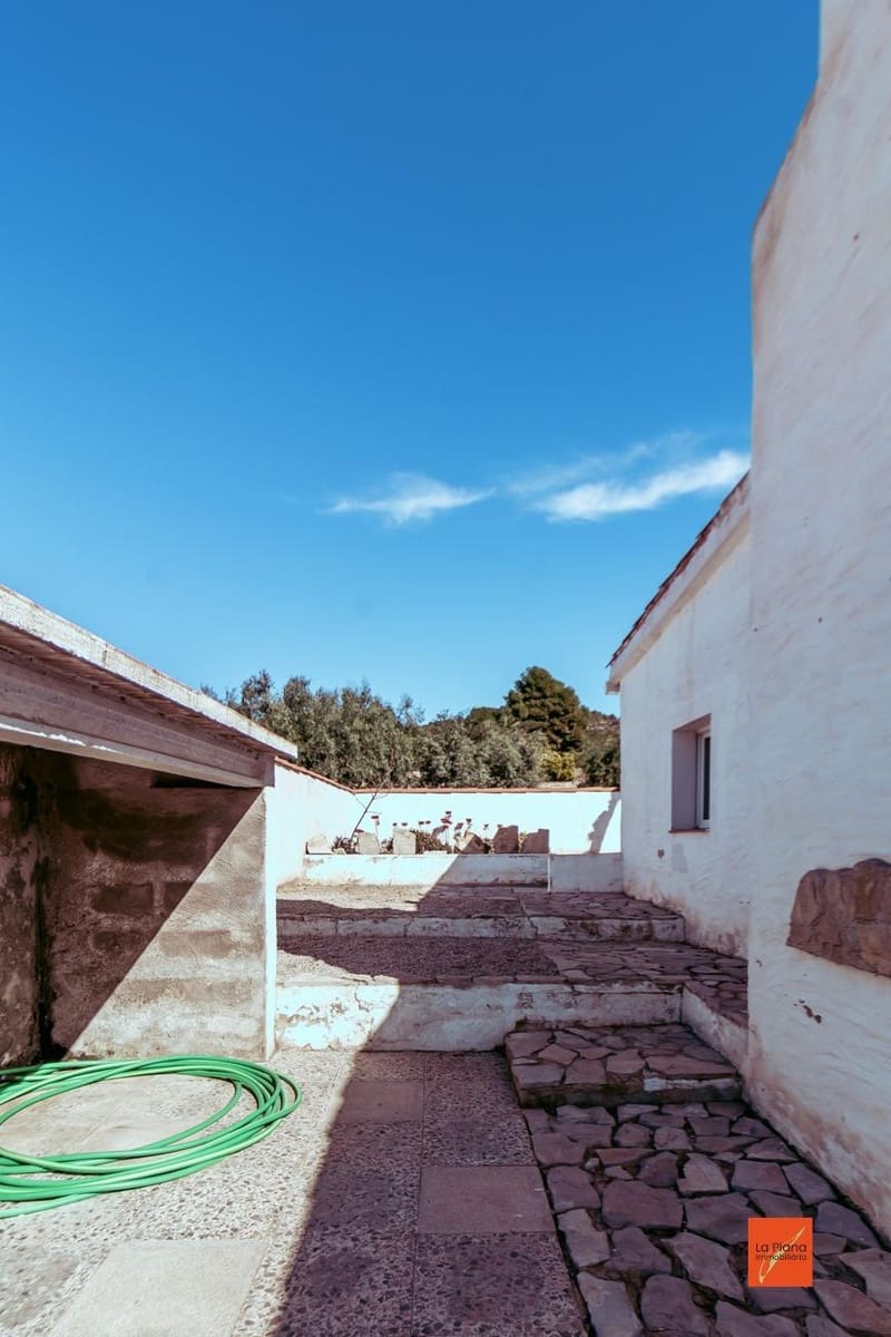 2 soveværelse Villa til salg i Ulldecona med swimmingpool - € 292.000 (Ref: 8131035)