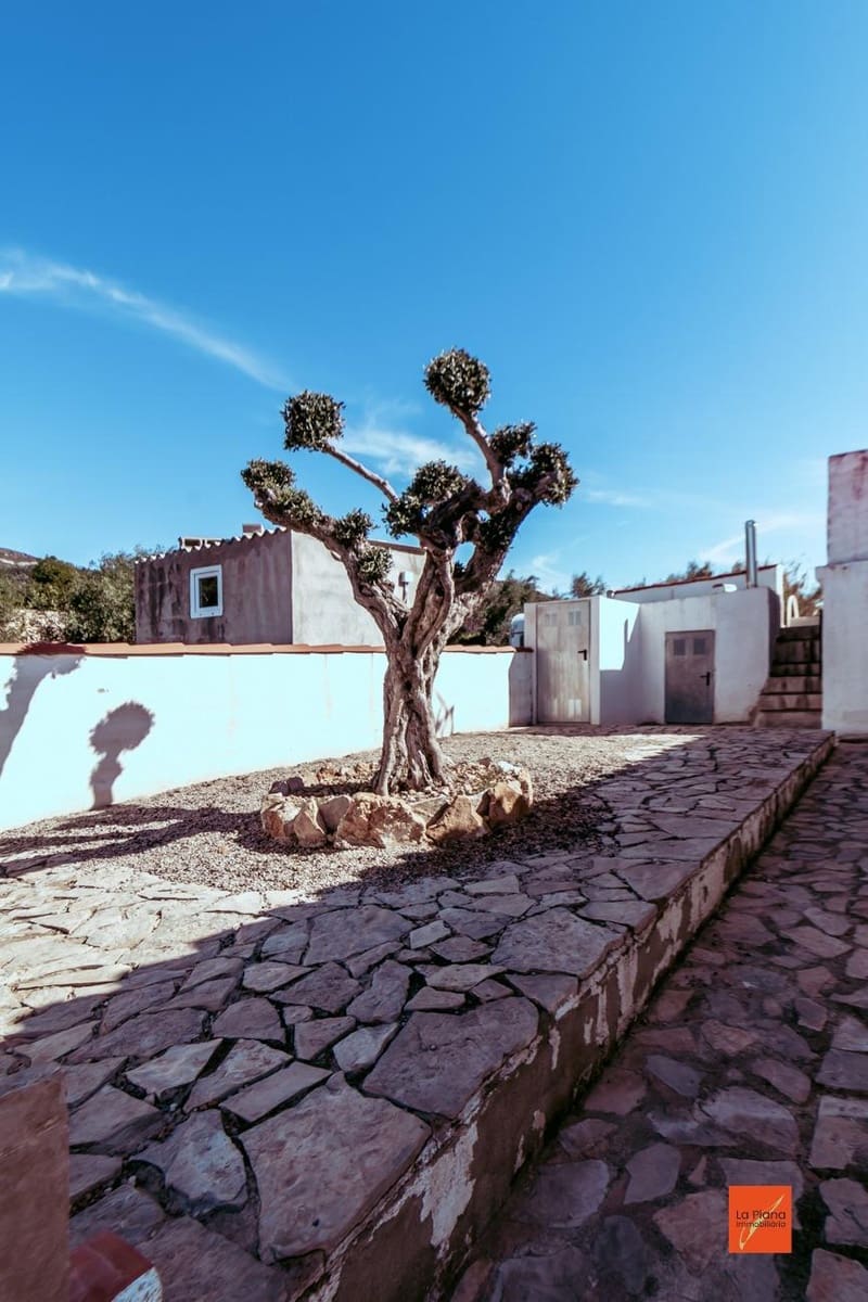 2 soveværelse Villa til salg i Ulldecona med swimmingpool - € 292.000 (Ref: 8131035)