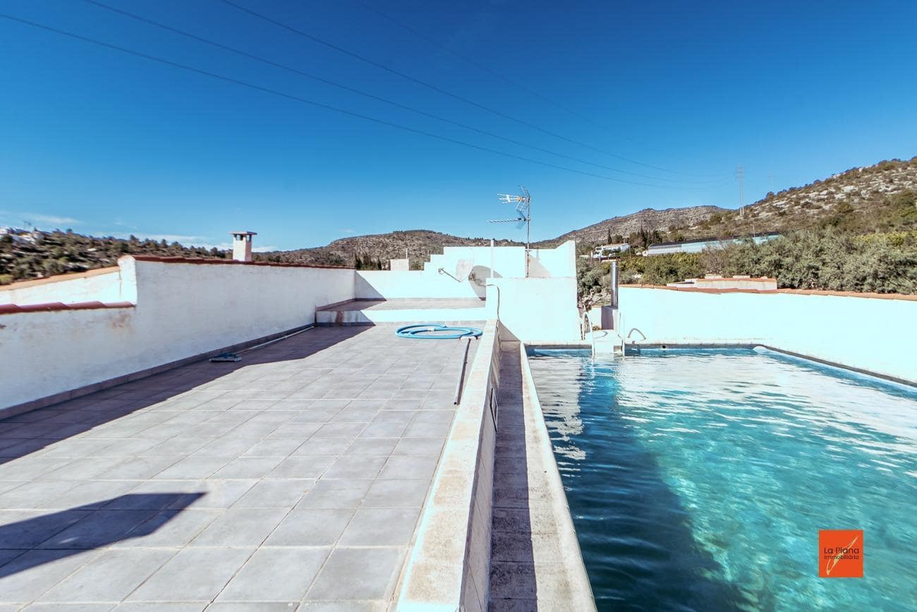 2 soveværelse Villa til salg i Ulldecona med swimmingpool - € 292.000 (Ref: 8131035)