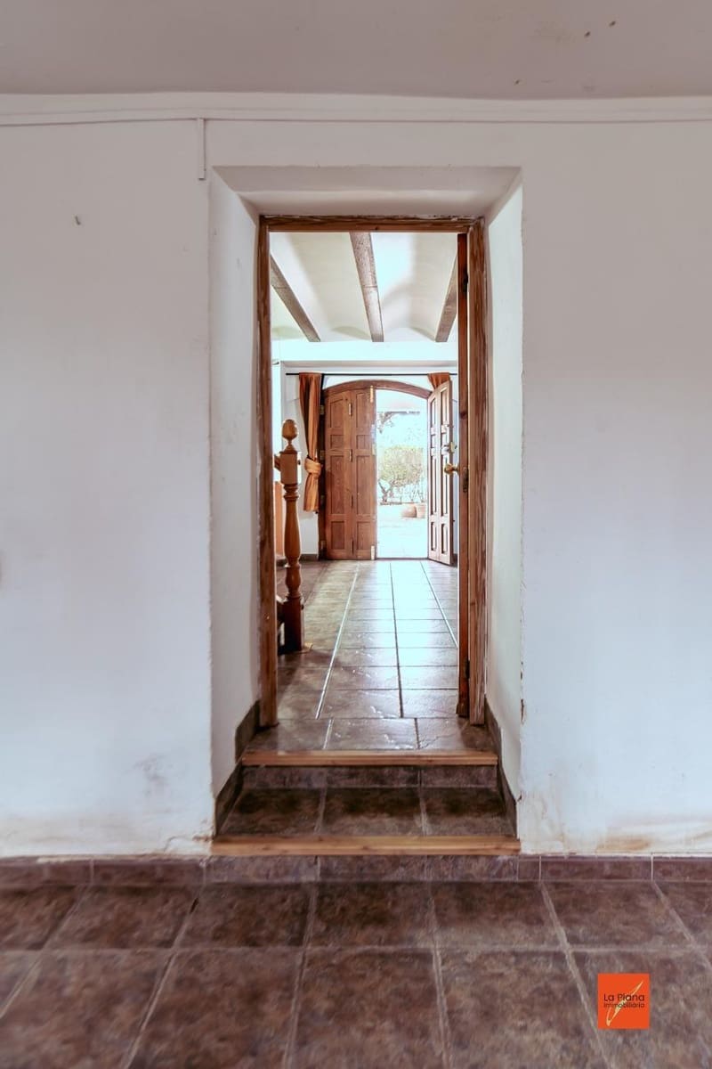 4 bedroom Finca/Country House for sale in Santa Barbara with pool - € 349,000 (Ref: 8158678)