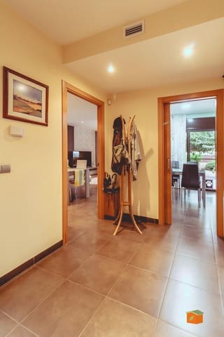 4 soveværelse Villa til salg i Santa Bàrbara med garage - € 345.000 (Ref: 8189532)