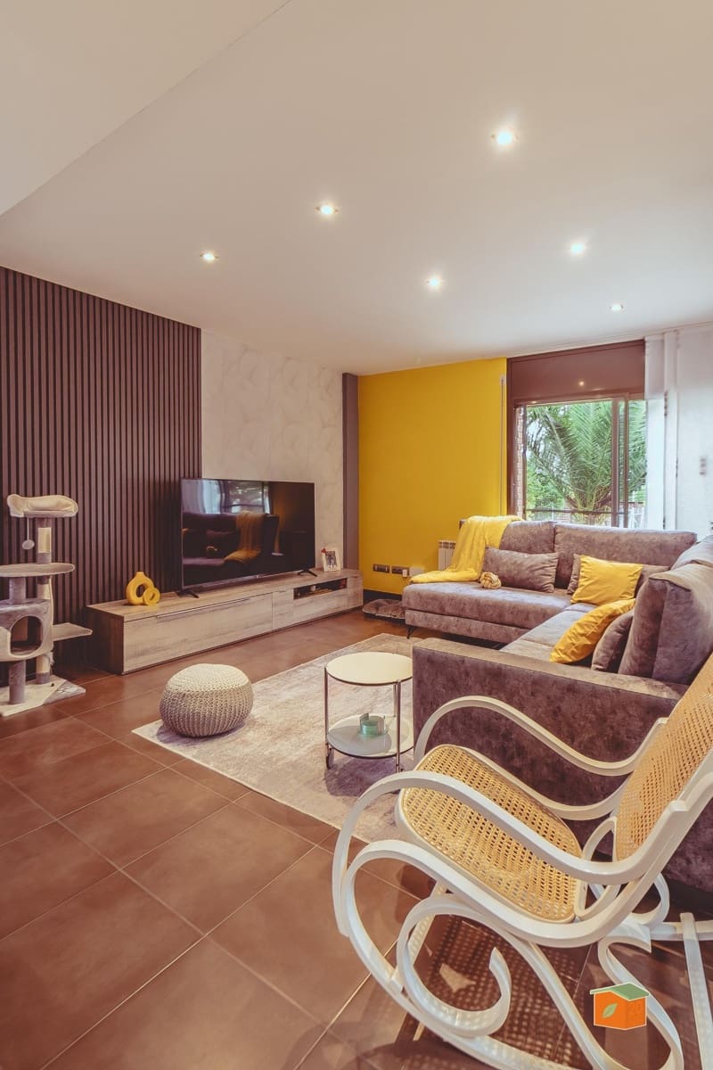 4 soveværelse Villa til salg i Santa Barbara med garage - € 345.000 (Ref: 8189532)