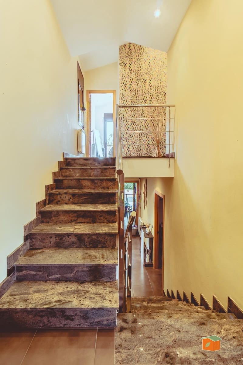 4 soveværelse Villa til salg i Santa Barbara med garage - € 345.000 (Ref: 8189532)