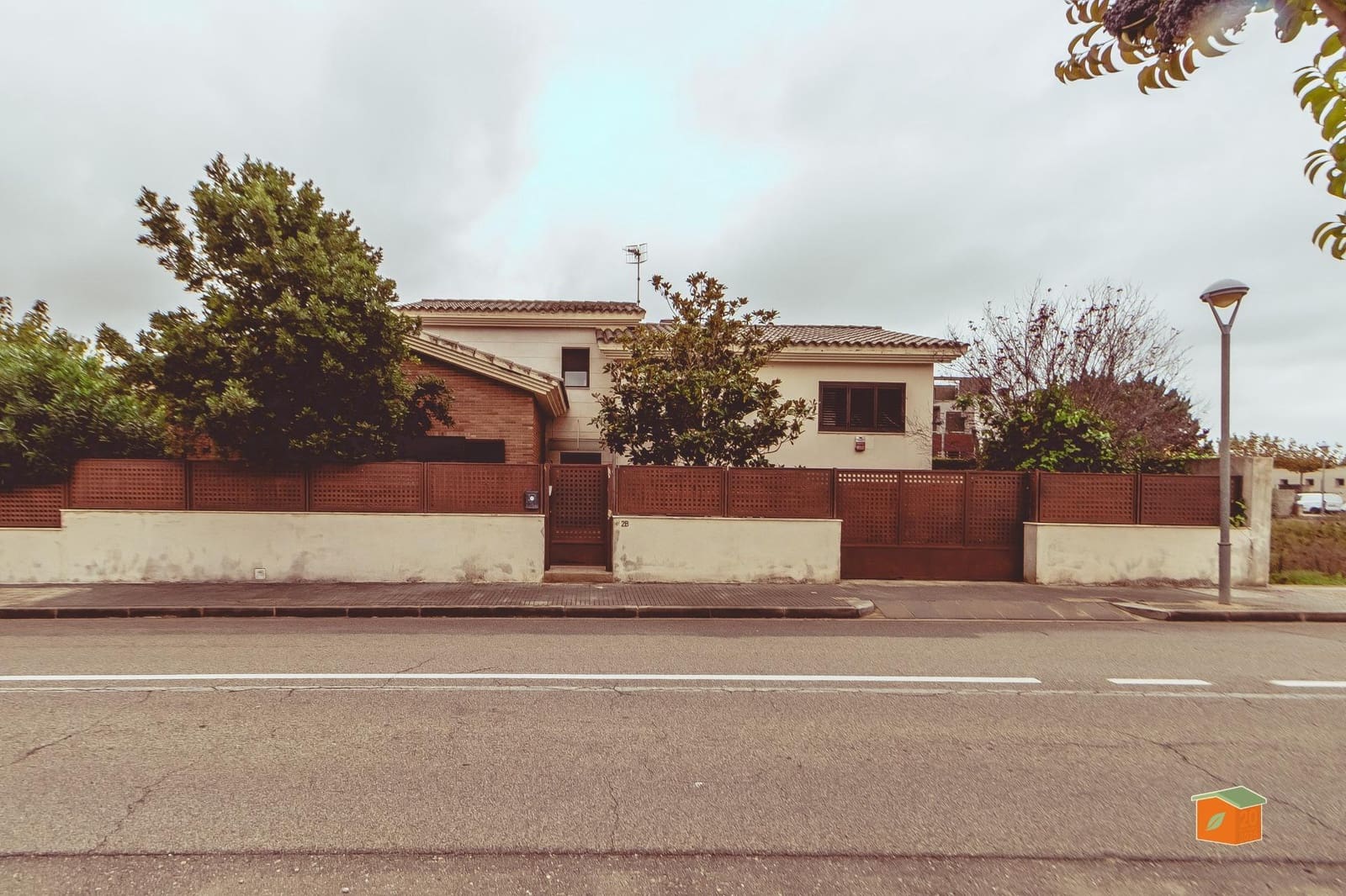 4 soveværelse Villa til salg i Santa Barbara med garage - € 345.000 (Ref: 8189532)