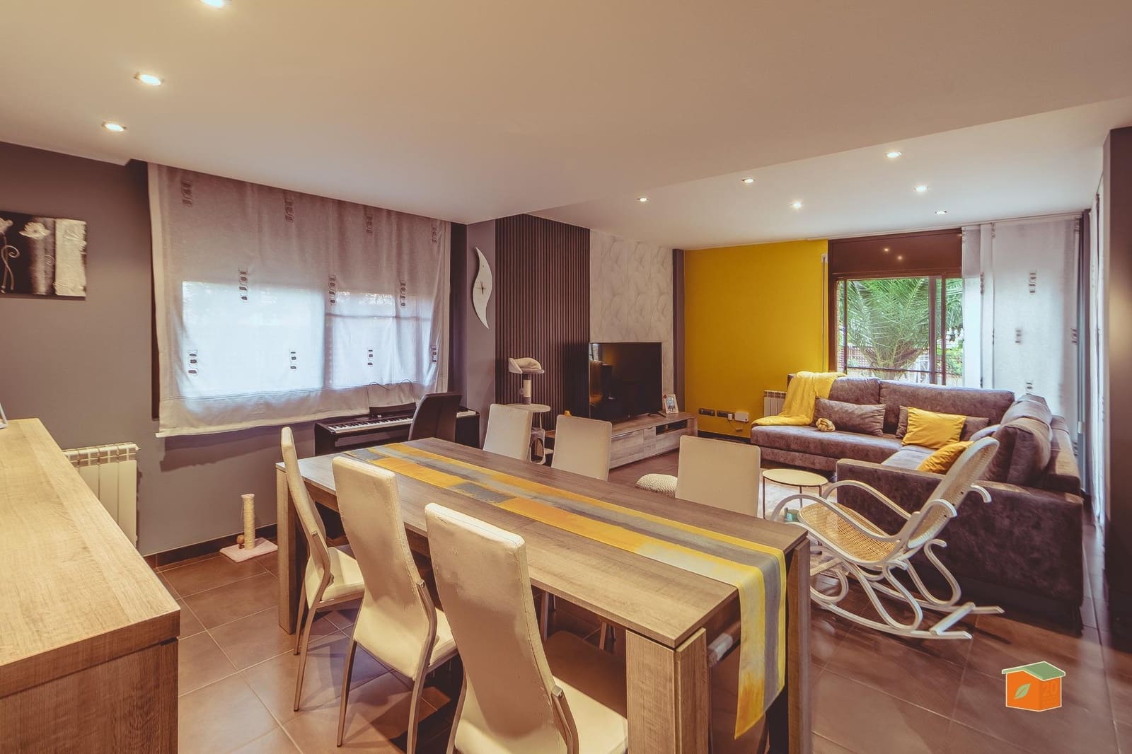 4 soveværelse Villa til salg i Santa Barbara med garage - € 345.000 (Ref: 8189532)