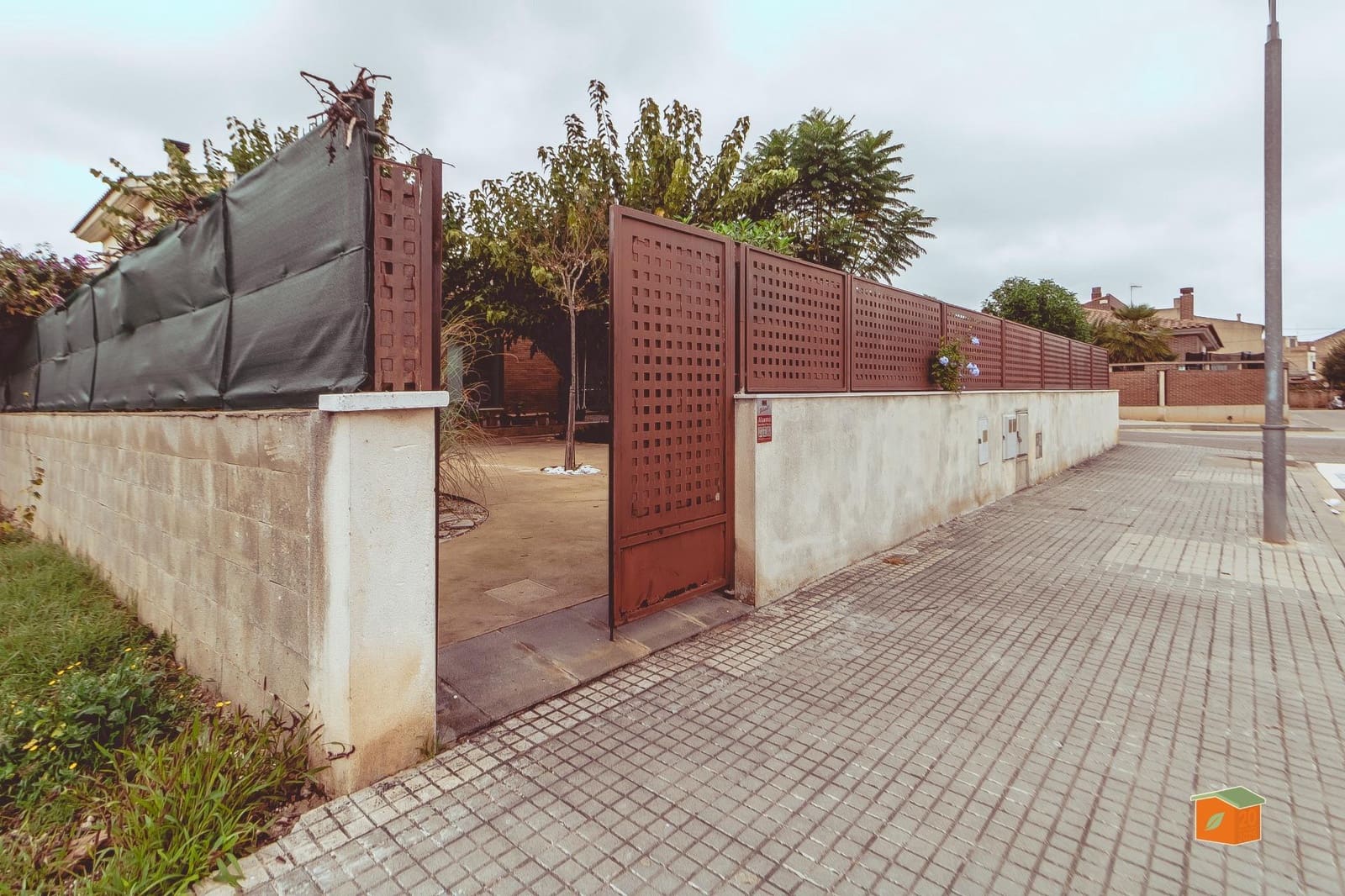 4 soveværelse Villa til salg i Santa Barbara med garage - € 345.000 (Ref: 8189532)