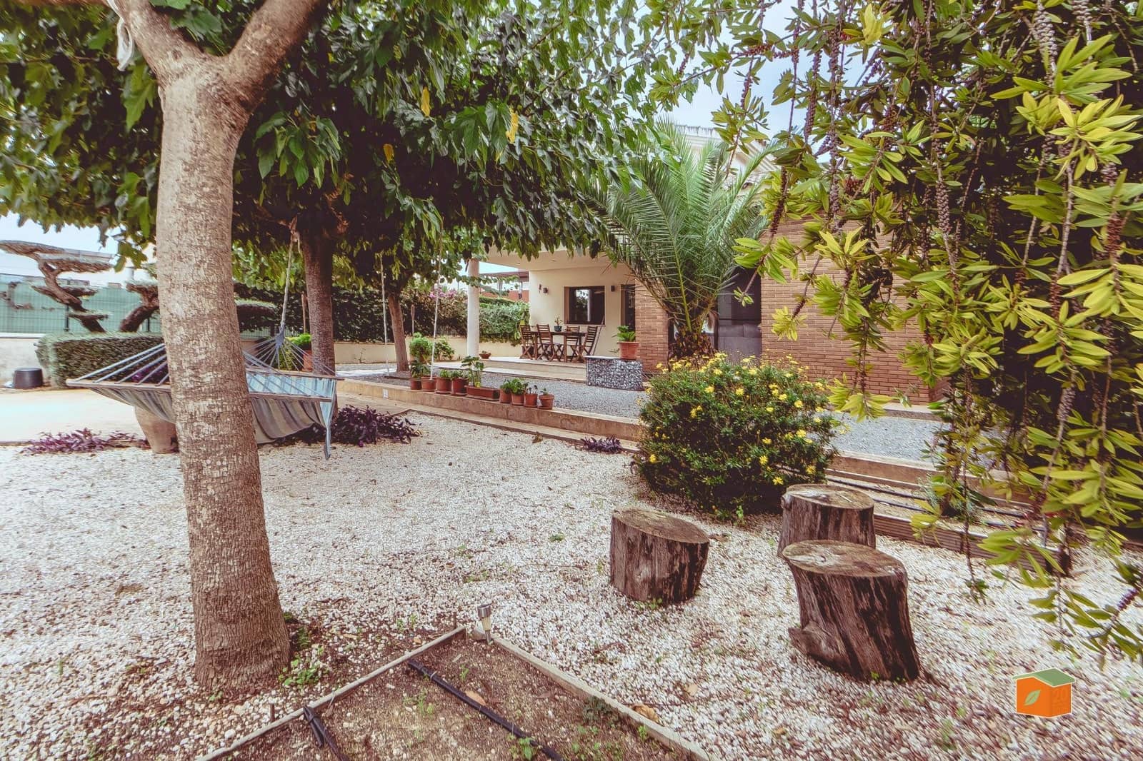 4 soveværelse Villa til salg i Santa Barbara med garage - € 345.000 (Ref: 8189532)