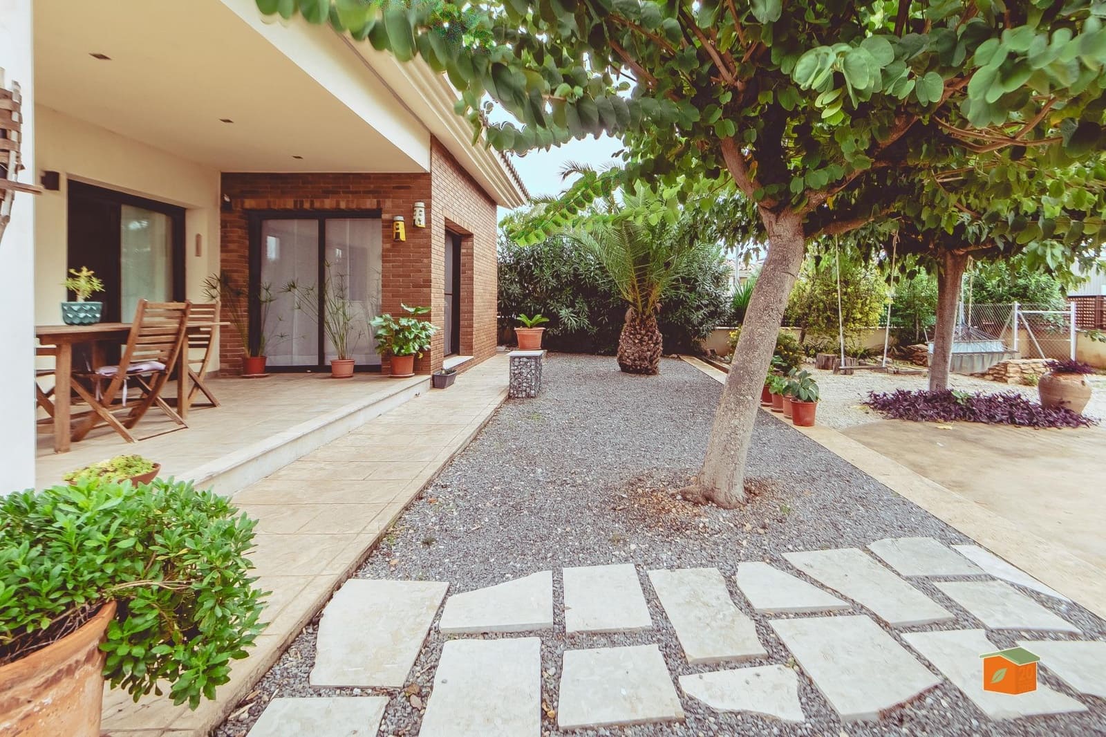 4 soveværelse Villa til salg i Santa Barbara med garage - € 345.000 (Ref: 8189532)