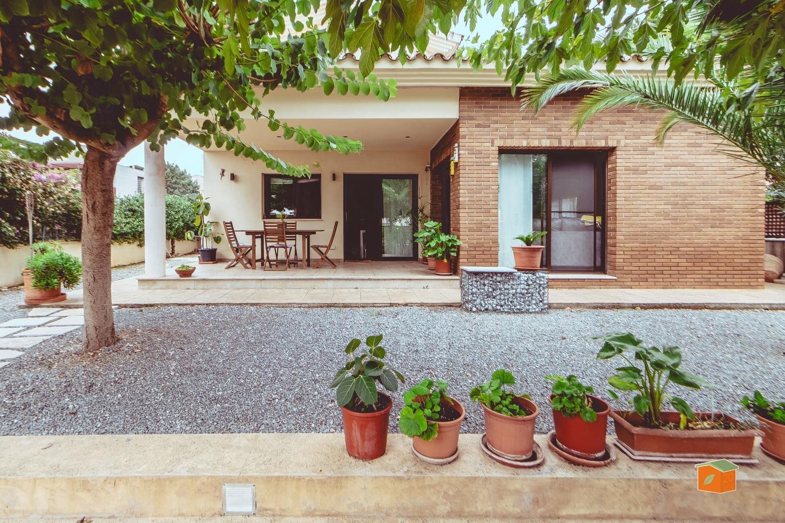 4 soveværelse Villa til salg i Santa Barbara med garage - € 345.000 (Ref: 8189532)