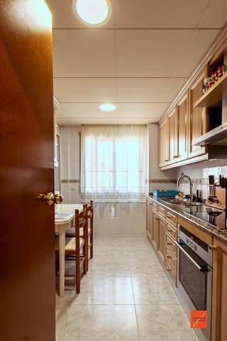 4 sypialnia Mieszkanie na sprzedaż w Tortosa z garażem - 150 500 € (Ref: 8229553)