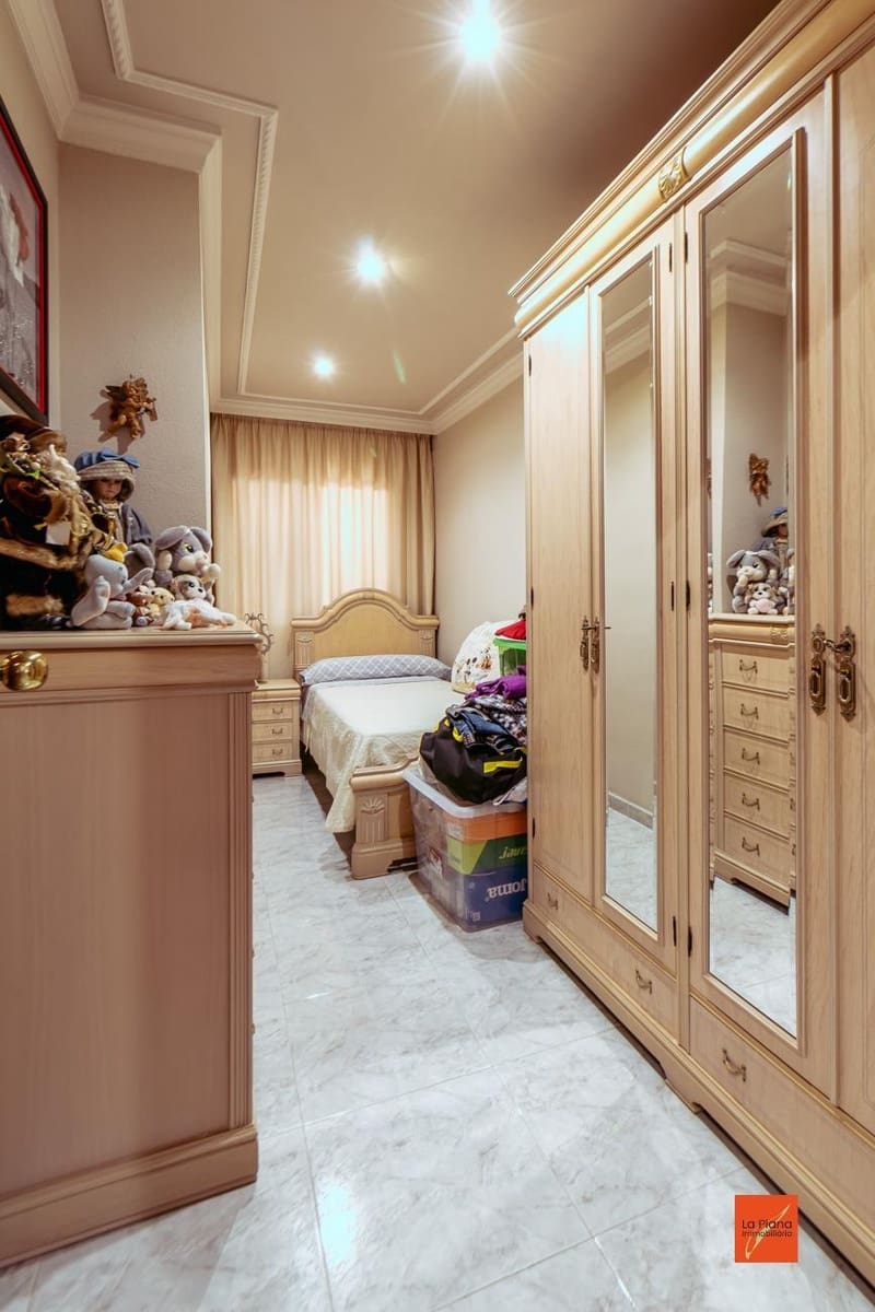 4 sypialnia Mieszkanie na sprzedaż w Tortosa z garażem - 150 500 € (Ref: 8229553)