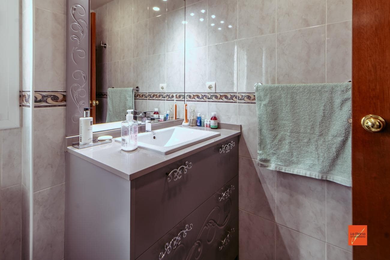 4 sypialnia Mieszkanie na sprzedaż w Tortosa z garażem - 150 500 € (Ref: 8229553)