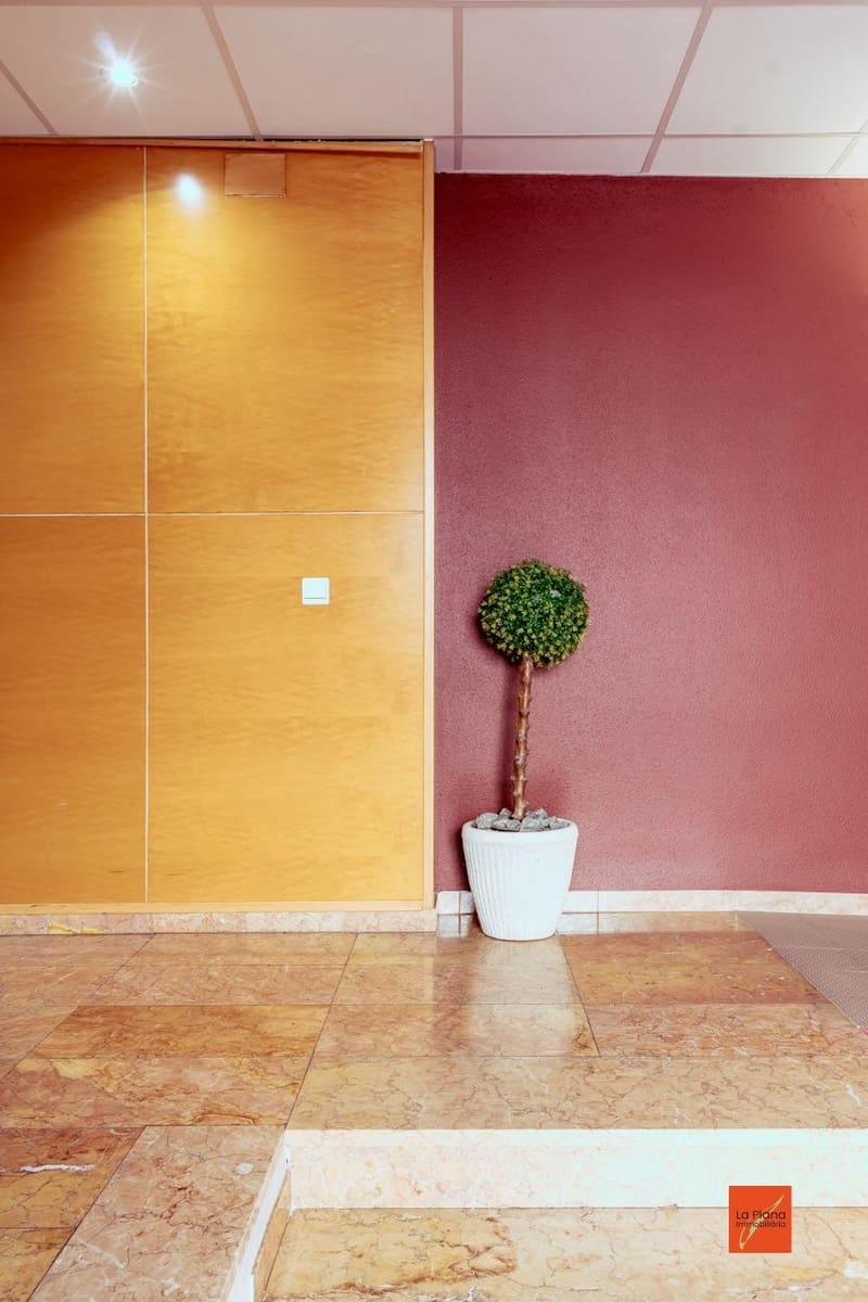 4 sypialnia Mieszkanie na sprzedaż w Tortosa z garażem - 150 500 € (Ref: 8229553)