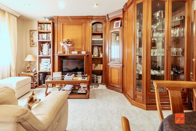 4 soveværelse Lejlighed til salg i Tortosa - € 150.500 (Ref: 8229553)