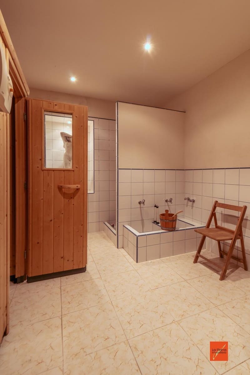 10 soveværelse Villa til salg i Alcanar - € 880.000 (Ref: 8239088)