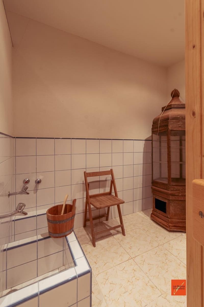 10 soveværelse Villa til salg i Alcanar - € 880.000 (Ref: 8239088)