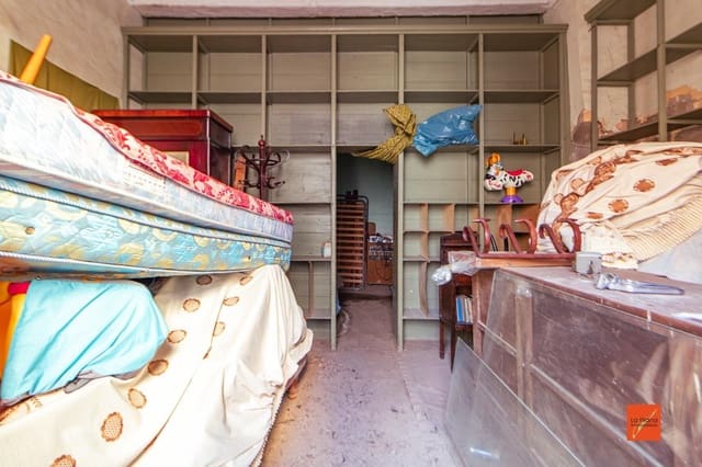 Townhouse for sale in Santa Bàrbara - € 36,000 (Ref: 8245751)