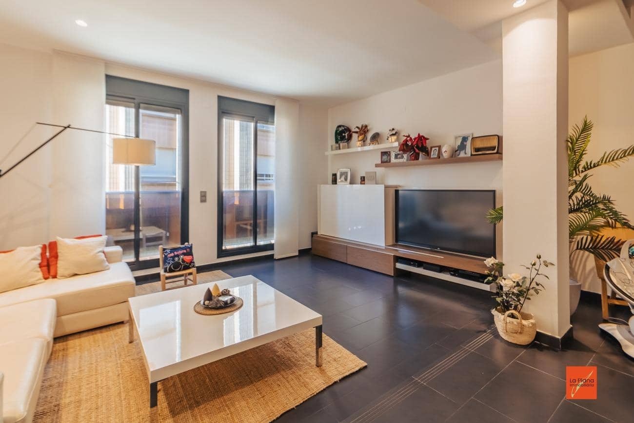 3 soveværelse Rækkehus til salg i Tortosa med garage - € 310.000 (Ref: 8247612)