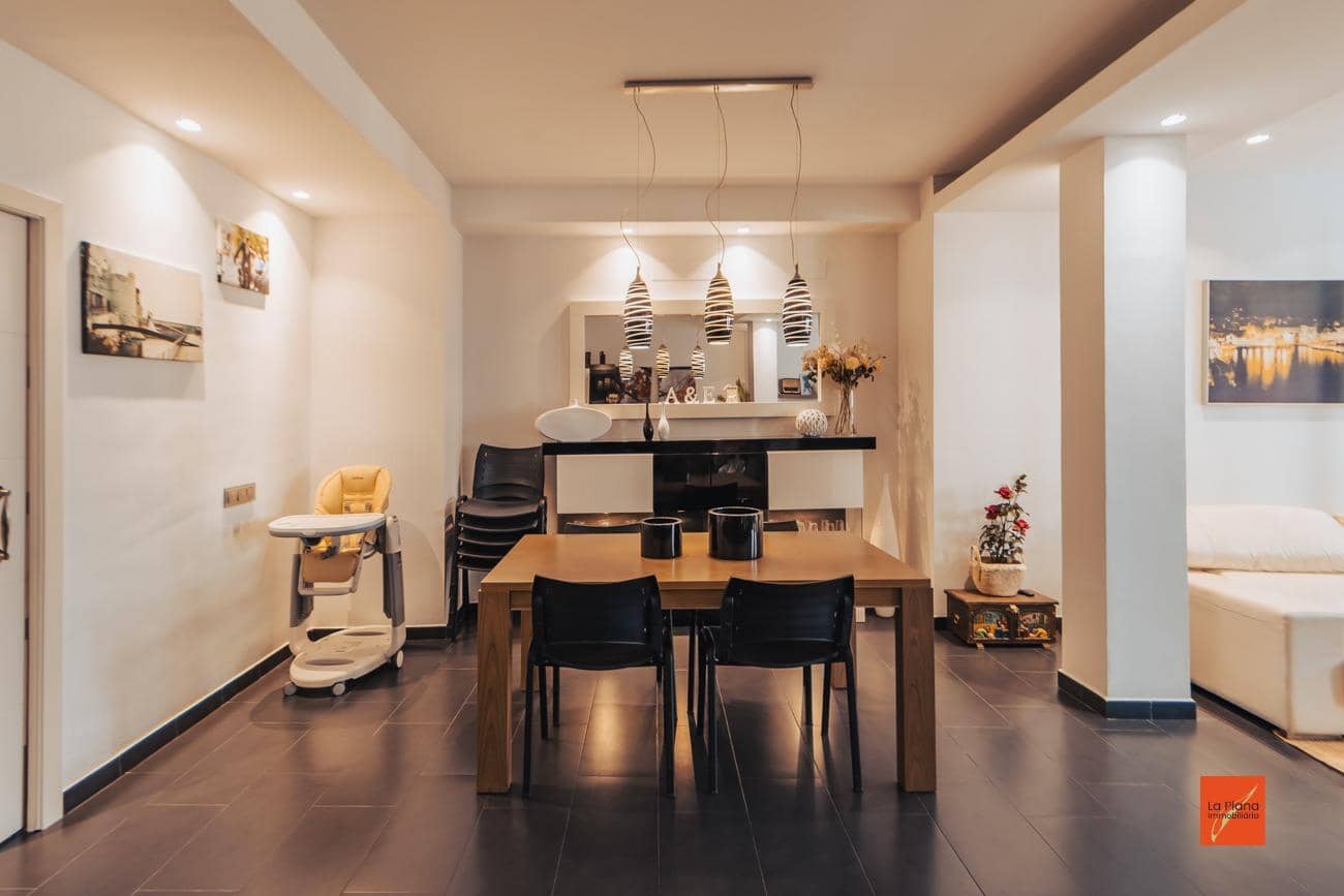 3 soveværelse Rækkehus til salg i Tortosa med garage - € 310.000 (Ref: 8247612)