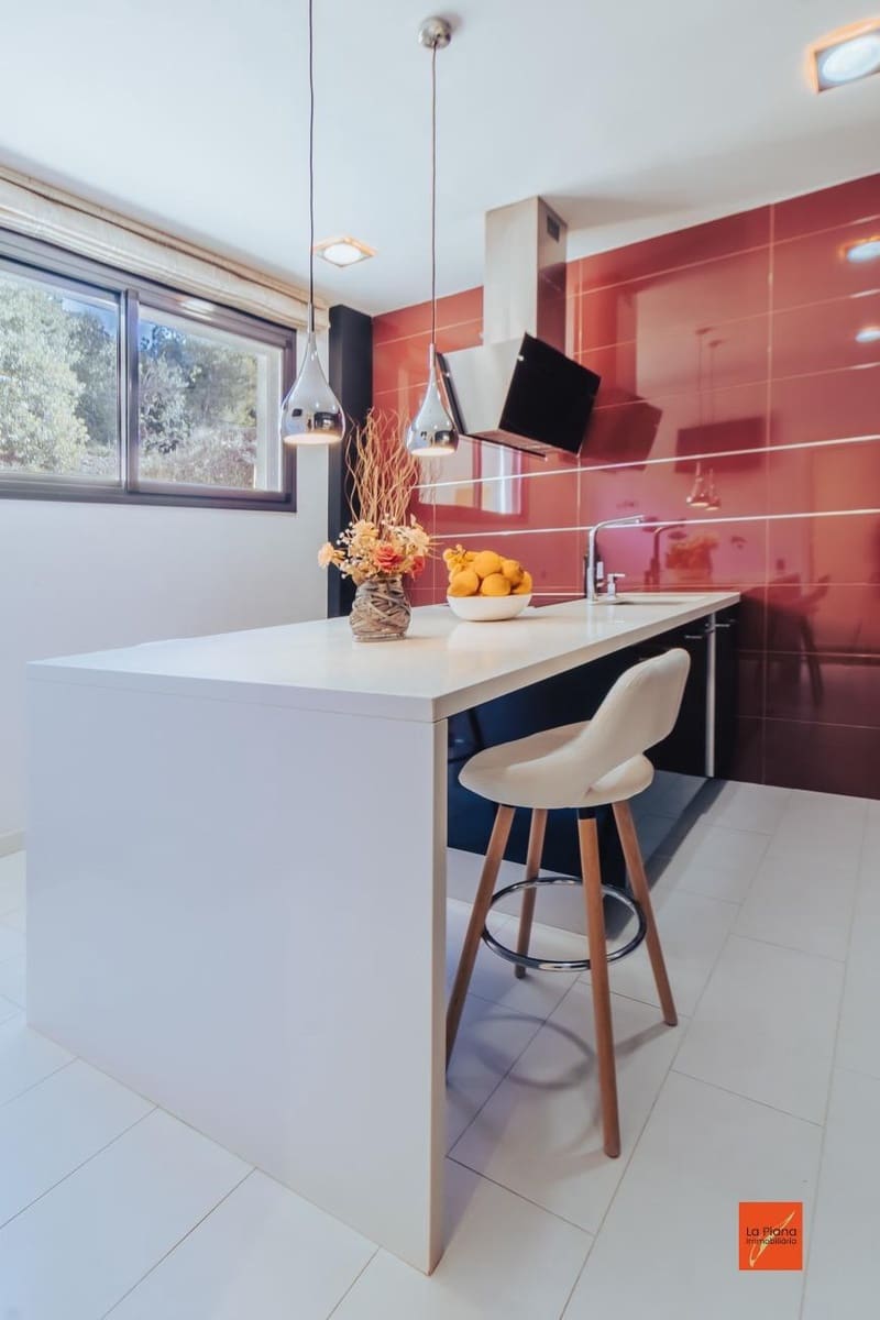 3 soveværelse Rækkehus til salg i Tortosa med garage - € 310.000 (Ref: 8247612)