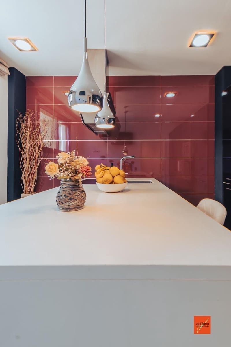 3 soveværelse Rækkehus til salg i Tortosa med garage - € 310.000 (Ref: 8247612)