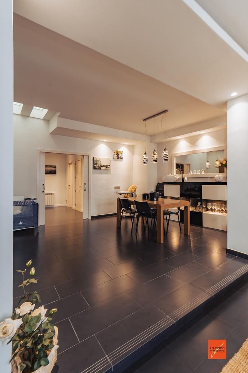 3 soveværelse Rækkehus til salg i Tortosa med garage - € 310.000 (Ref: 8247612)