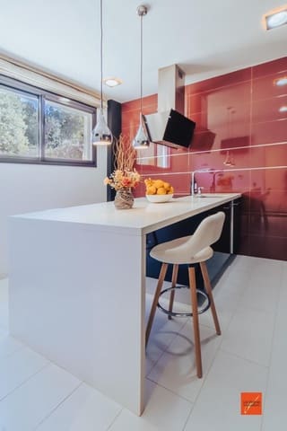 3 bedroom Terraced Villa for sale in Tortosa with garage - € 310,000 (Ref: 8247612)