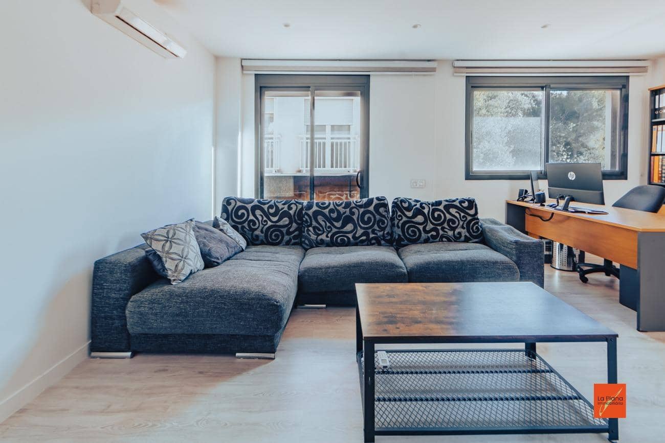 3 soveværelse Rækkehus til salg i Tortosa med garage - € 310.000 (Ref: 8247612)