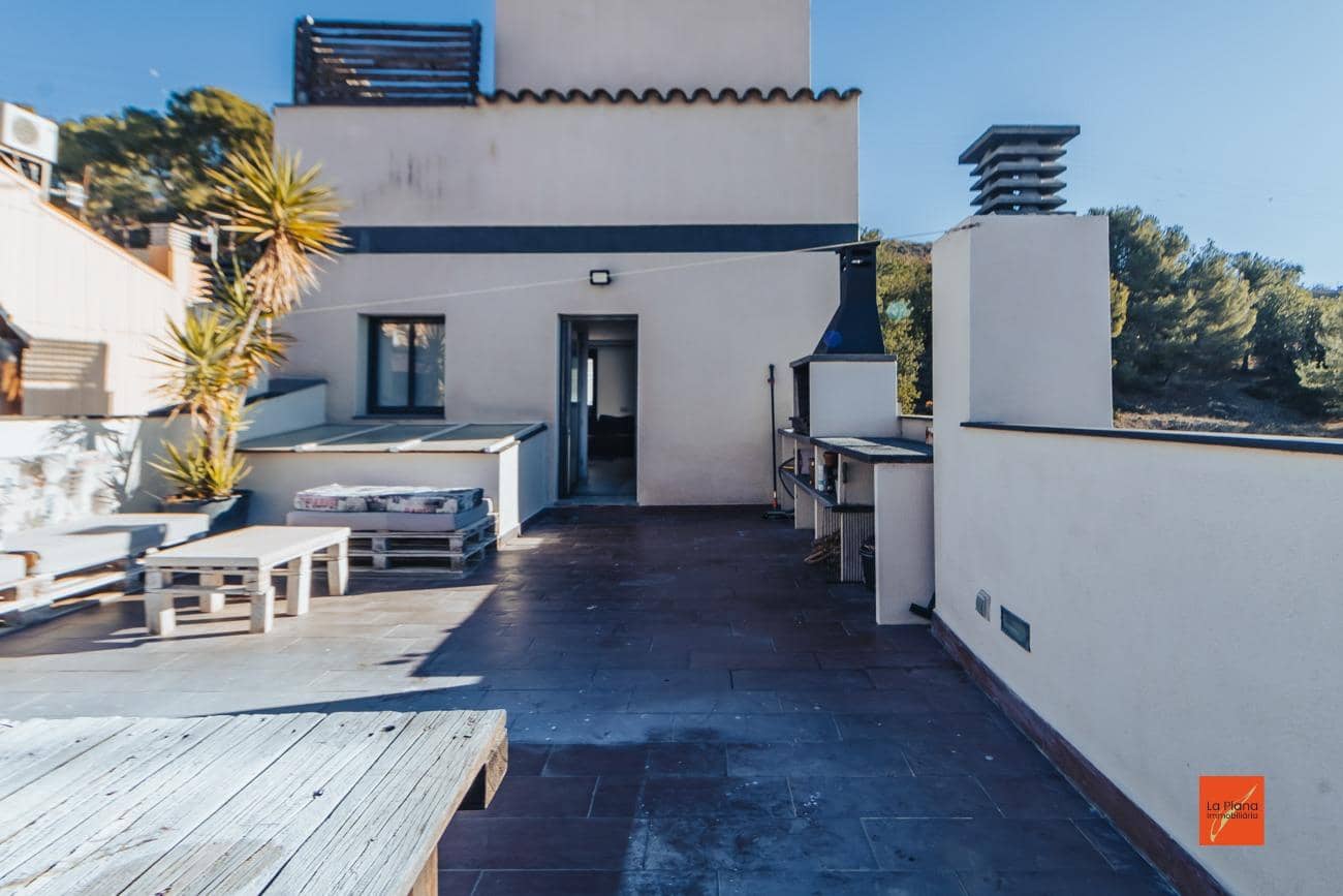 3 soveværelse Rækkehus til salg i Tortosa med garage - € 310.000 (Ref: 8247612)