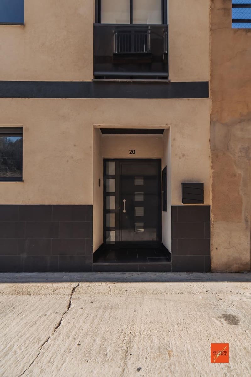 3 soveværelse Rækkehus til salg i Tortosa med garage - € 310.000 (Ref: 8247612)