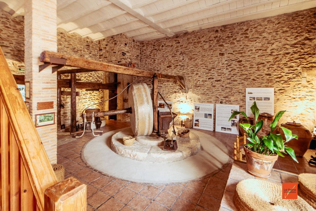 13 soveværelse Hotel til salg i Masdenverge med swimmingpool - € 589.000 (Ref: 8263299)