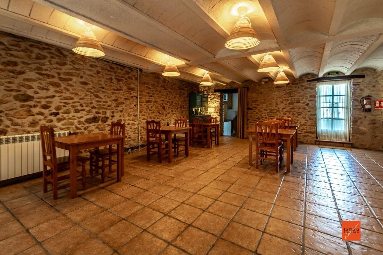 13 soveværelse Hotel til salg i Masdenverge med swimmingpool - € 589.000 (Ref: 8263299)