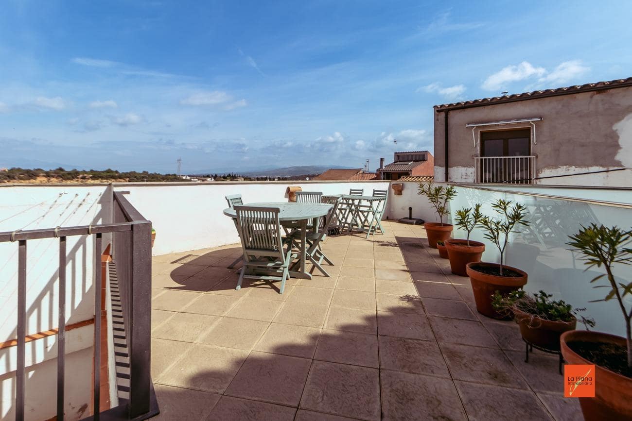 13 soveværelse Hotel til salg i Masdenverge med swimmingpool - € 589.000 (Ref: 8263299)