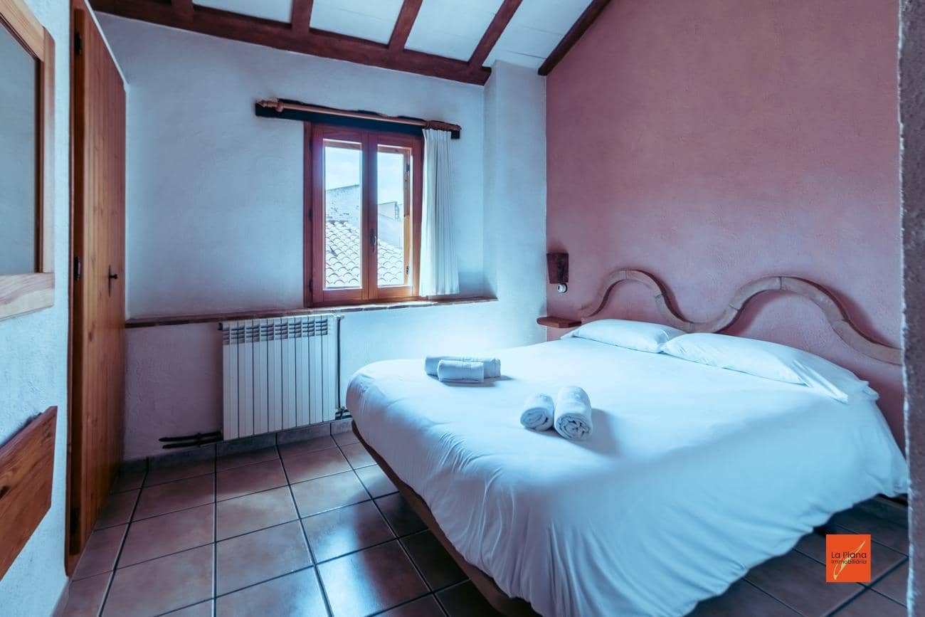 13 soveværelse Hotel til salg i Masdenverge med swimmingpool - € 589.000 (Ref: 8263299)