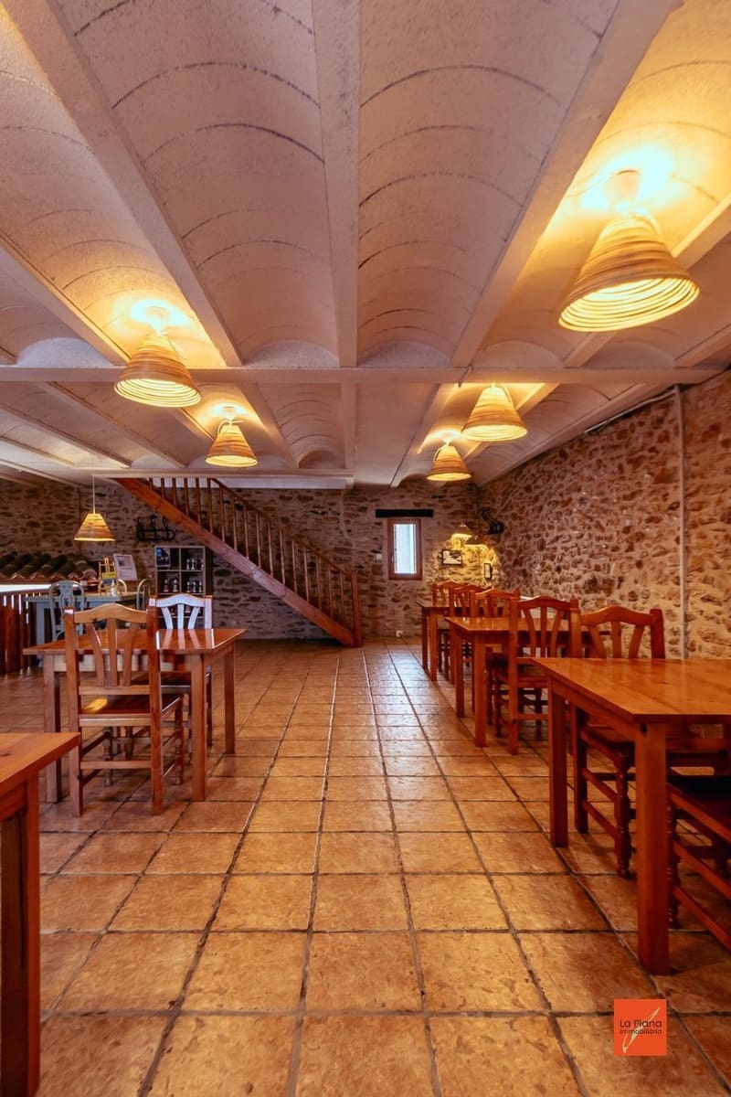 13 soveværelse Hotel til salg i Masdenverge med swimmingpool - € 589.000 (Ref: 8263299)