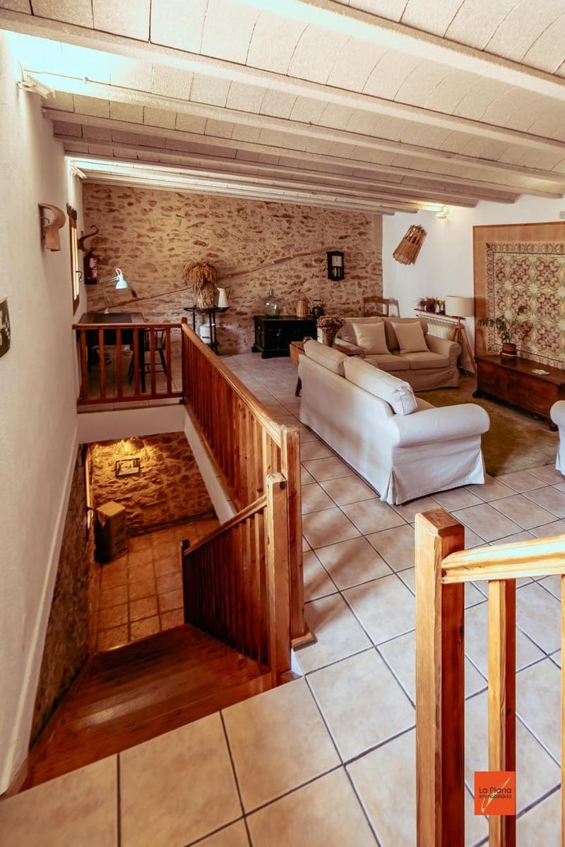 13 soveværelse Hotel til salg i Masdenverge med swimmingpool - € 589.000 (Ref: 8263299)