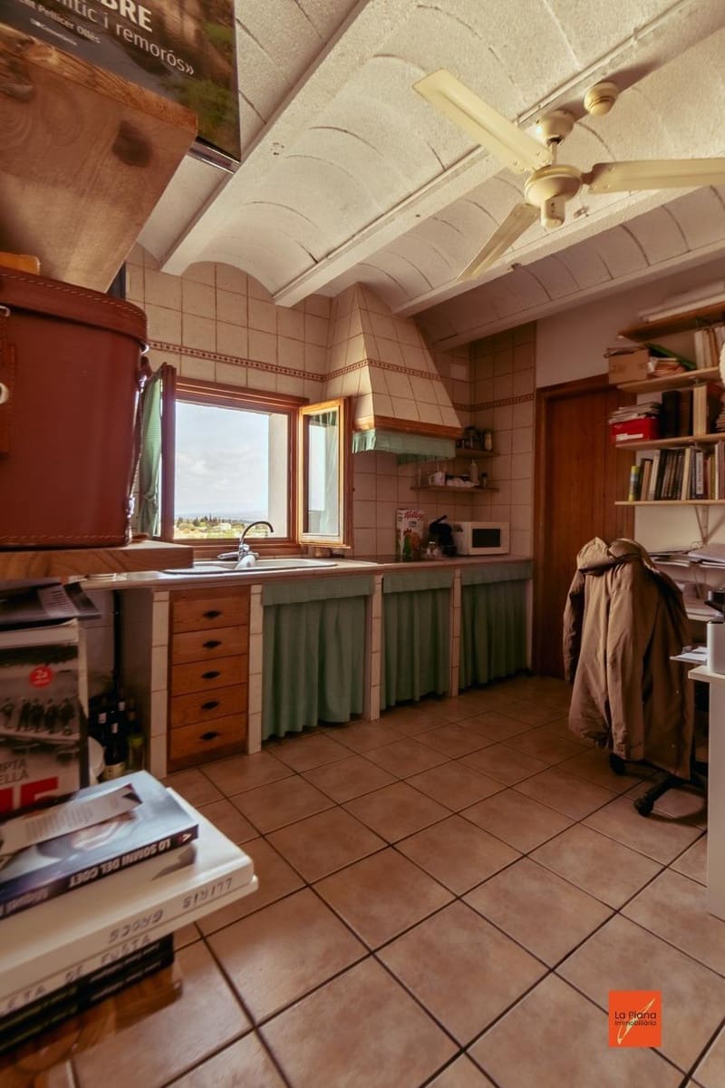 13 soveværelse Hotel til salg i Masdenverge med swimmingpool - € 589.000 (Ref: 8263299)