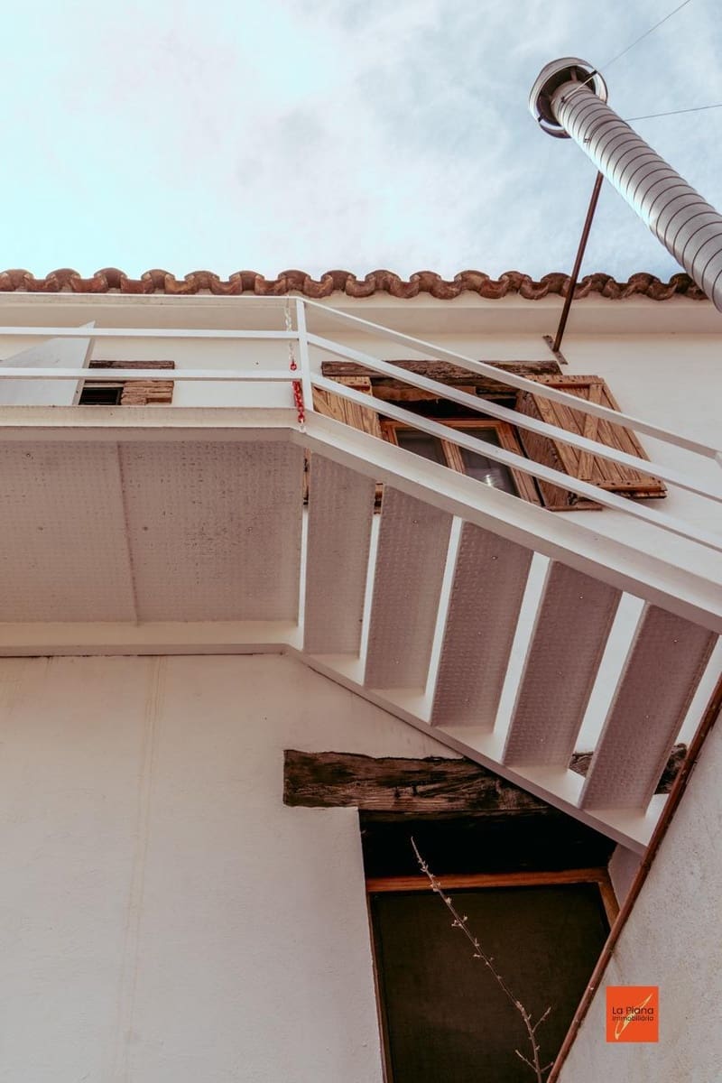 13 soveværelse Hotel til salg i Masdenverge med swimmingpool - € 589.000 (Ref: 8263299)