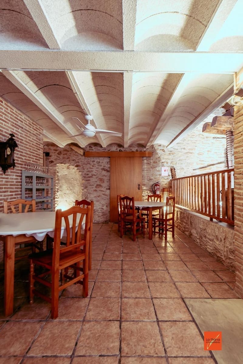 13 soveværelse Hotel til salg i Masdenverge med swimmingpool - € 589.000 (Ref: 8263299)