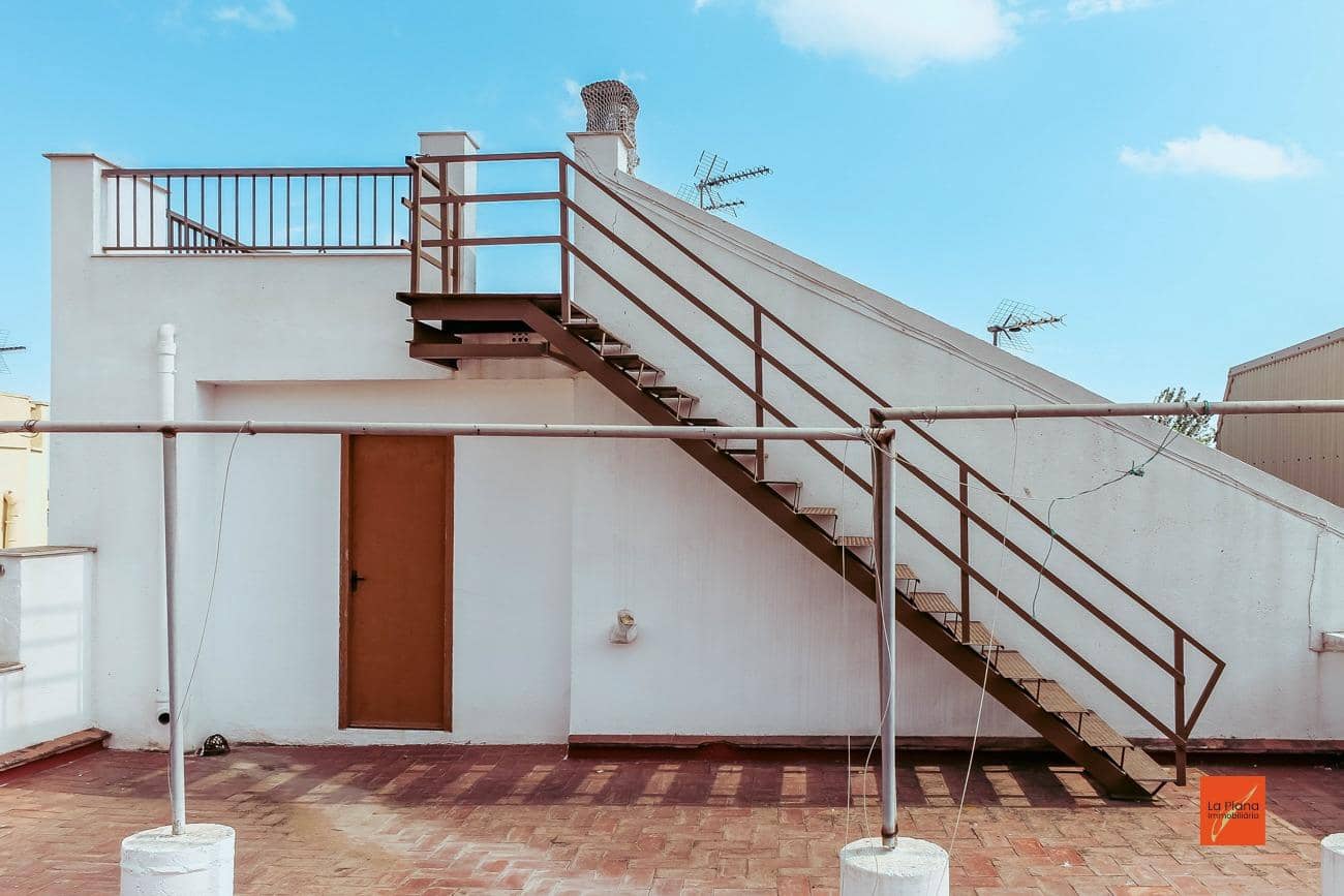 5 sovrum Lägenhet till salu i Sant Carles de la Rapita - 155 000 € (Ref: 8310708)