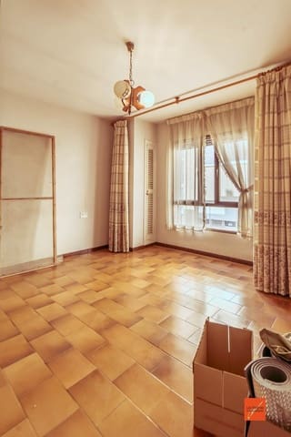 5 slaapkamer Flat te koop in Sant Carles de la Ràpita - € 155.000 (Ref: 8310708)