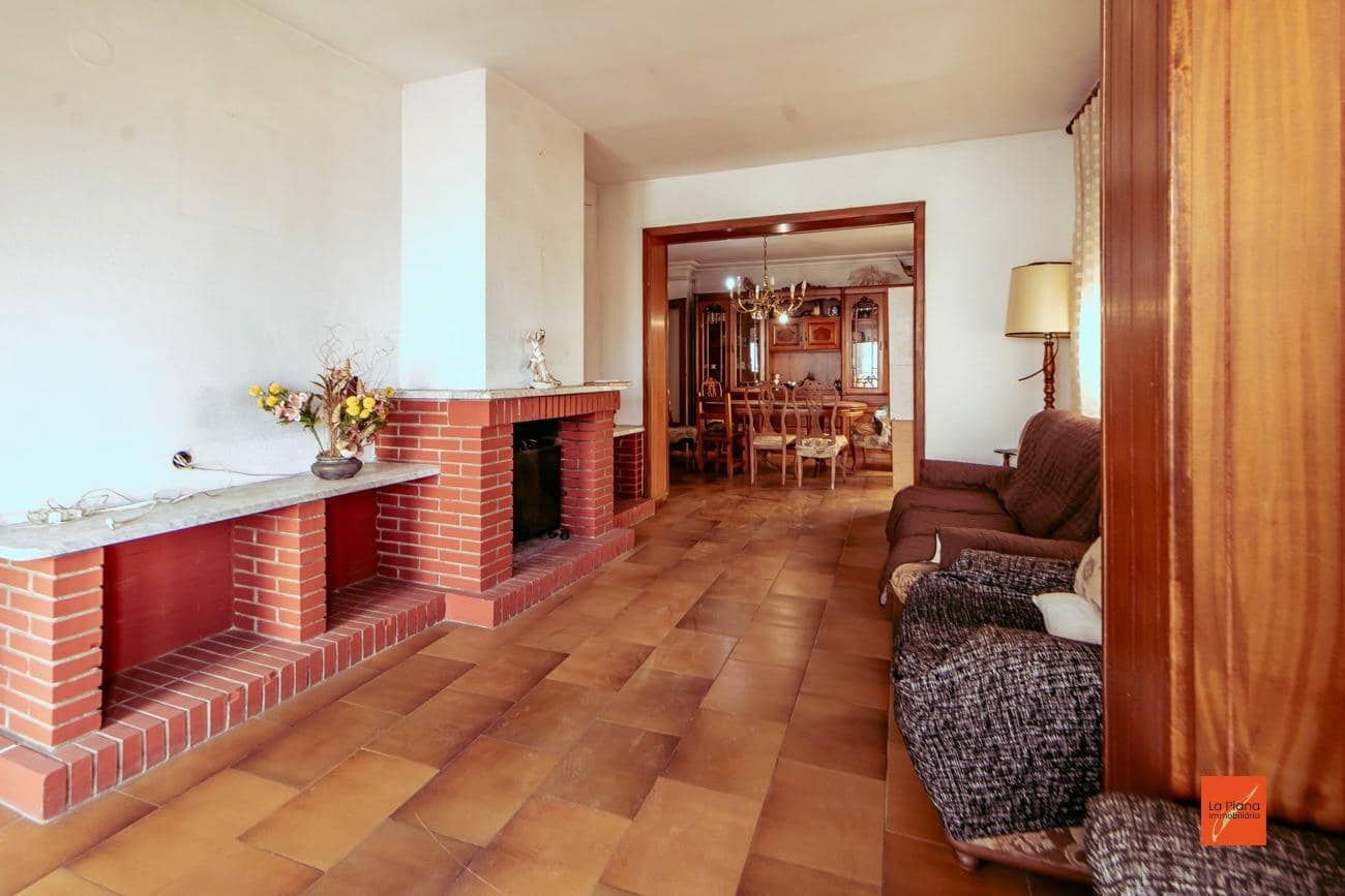 5 sovrum Lägenhet till salu i Sant Carles de la Rapita - 155 000 € (Ref: 8310708)