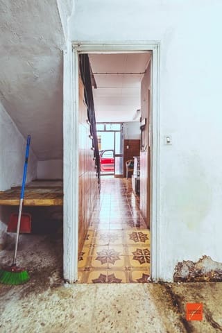 6 bedroom Business for sale in Santa Bàrbara - € 115,000 (Ref: 8430479)