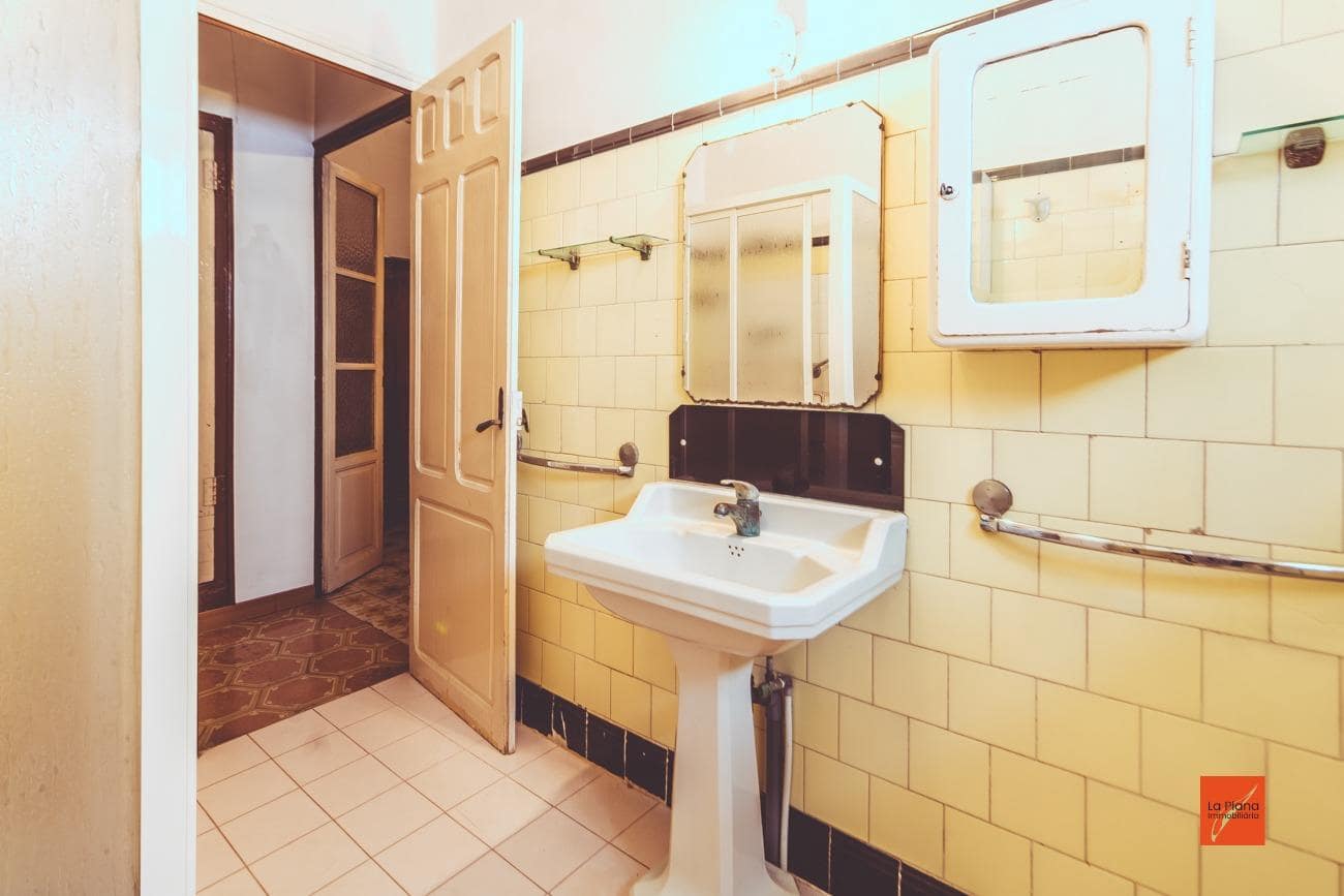 6 bedroom Business for sale in Santa Barbara - € 115,000 (Ref: 8430479)